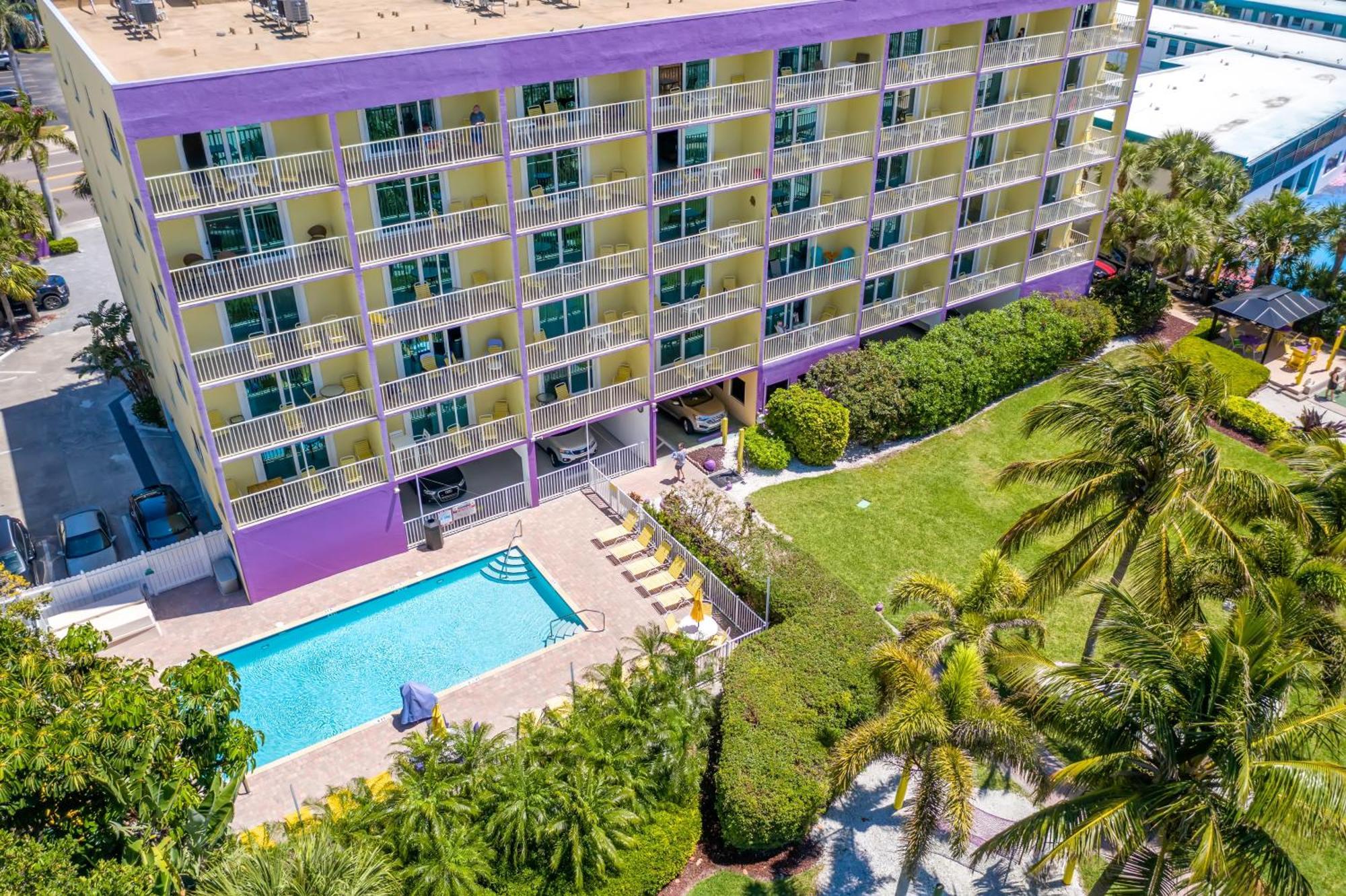 South Beach Oceanfront Resort St. Pete Beach Habitación foto
